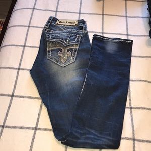 Avery stretchy. Up for trade